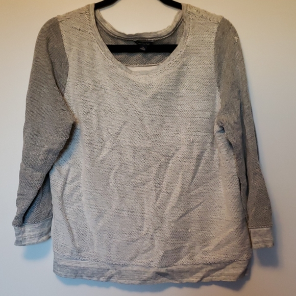 American Eagle Outfitters Distressed 3/4 Shirt - Picture 4 of 5